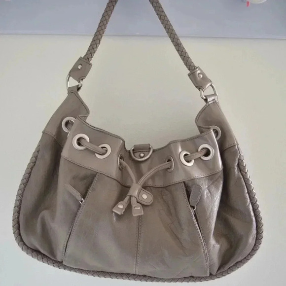 BCBGMaxAzria hobo bag - Picture 5 of 8